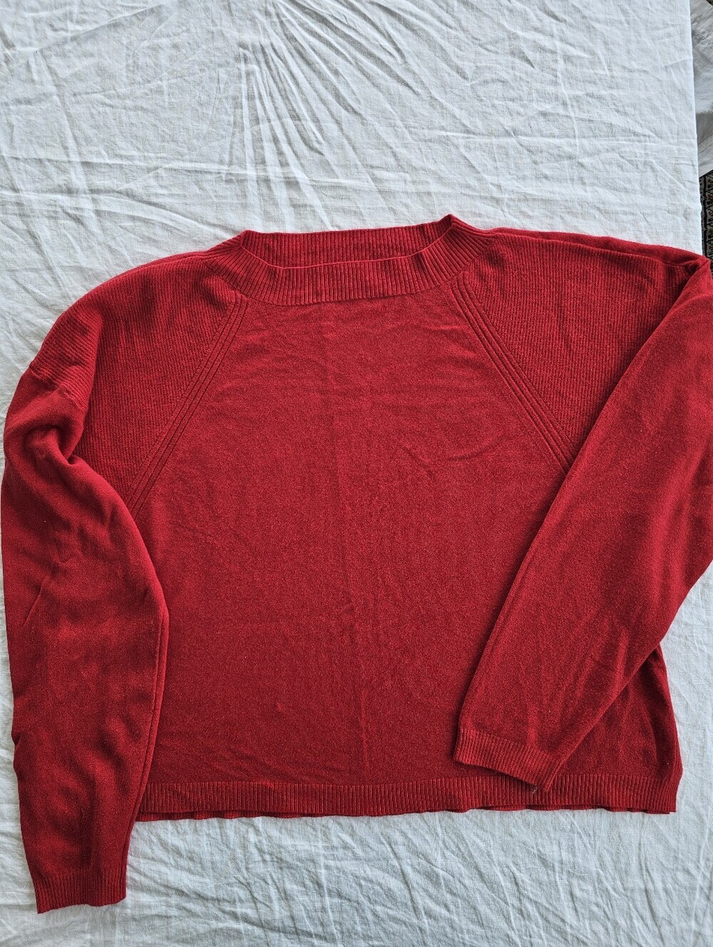 Cyrus Red Sweater Size XL